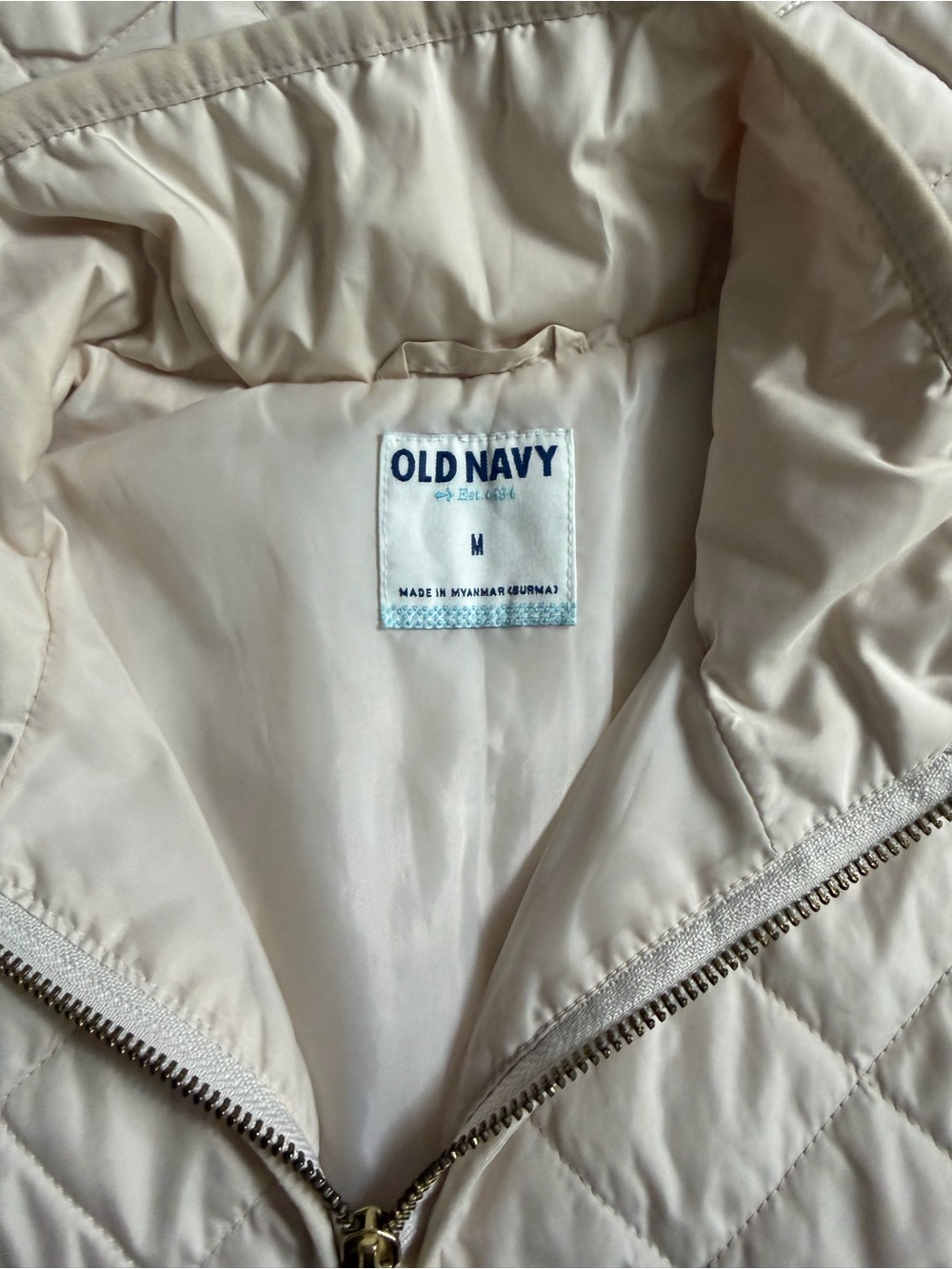 Old Navy Quilted Sleeveless Puffer Vests - Black & Cream - Picture 2 of 7